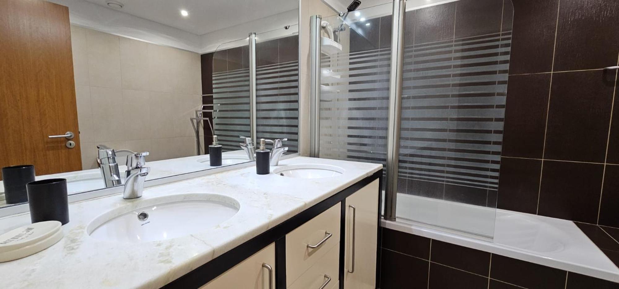 Vista Mar - Ac, Pool & Gym Appartement Funchal (Madeira)