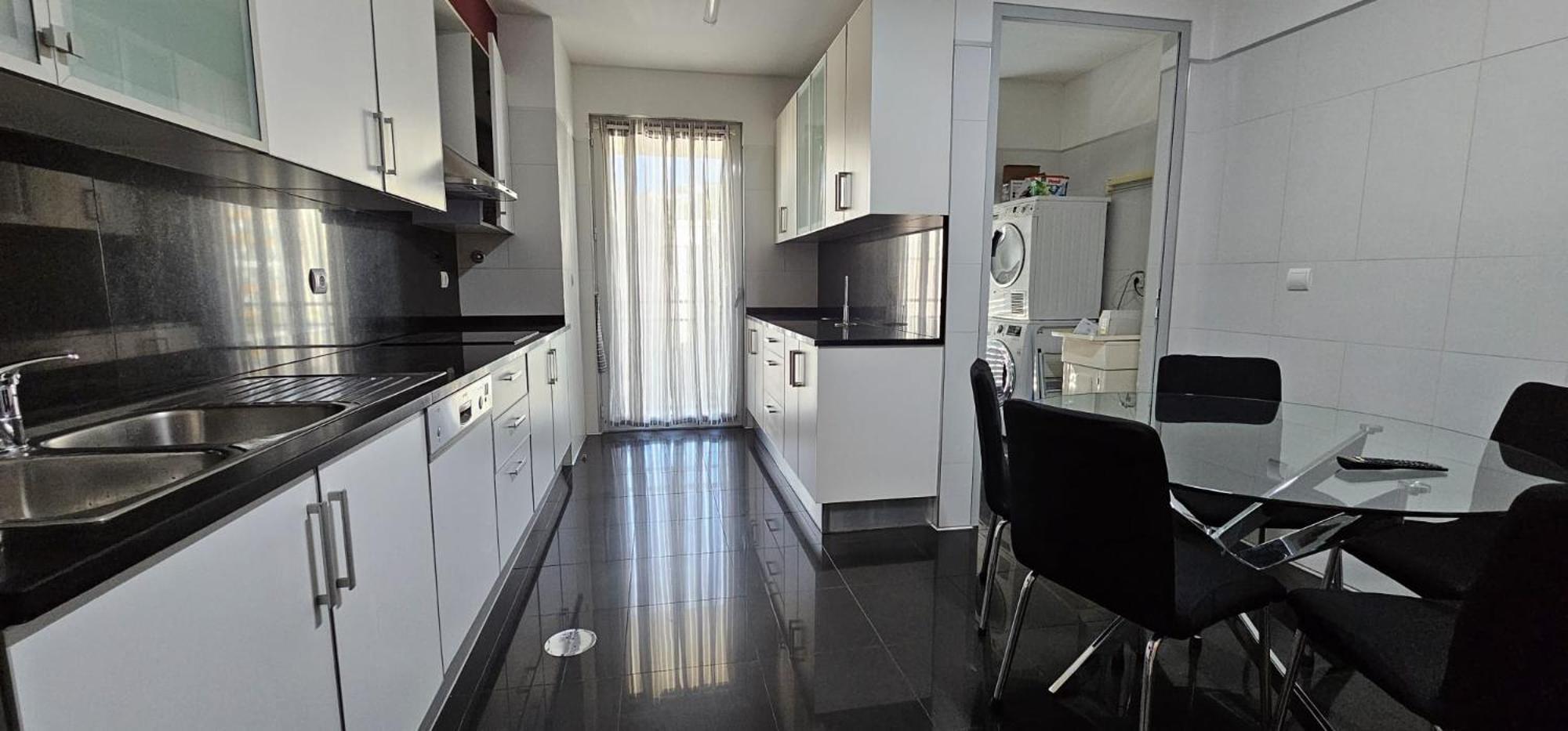 Appartement Vista Mar - Ac, Pool & Gym *