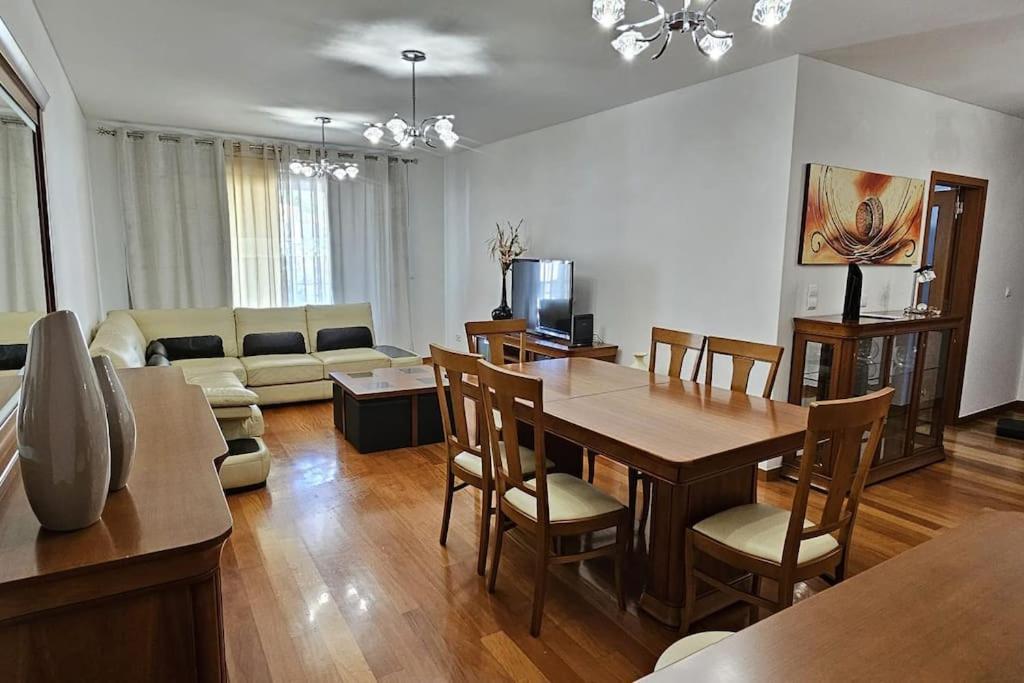 Appartement Vista Mar - Ac, Pool & Gym *